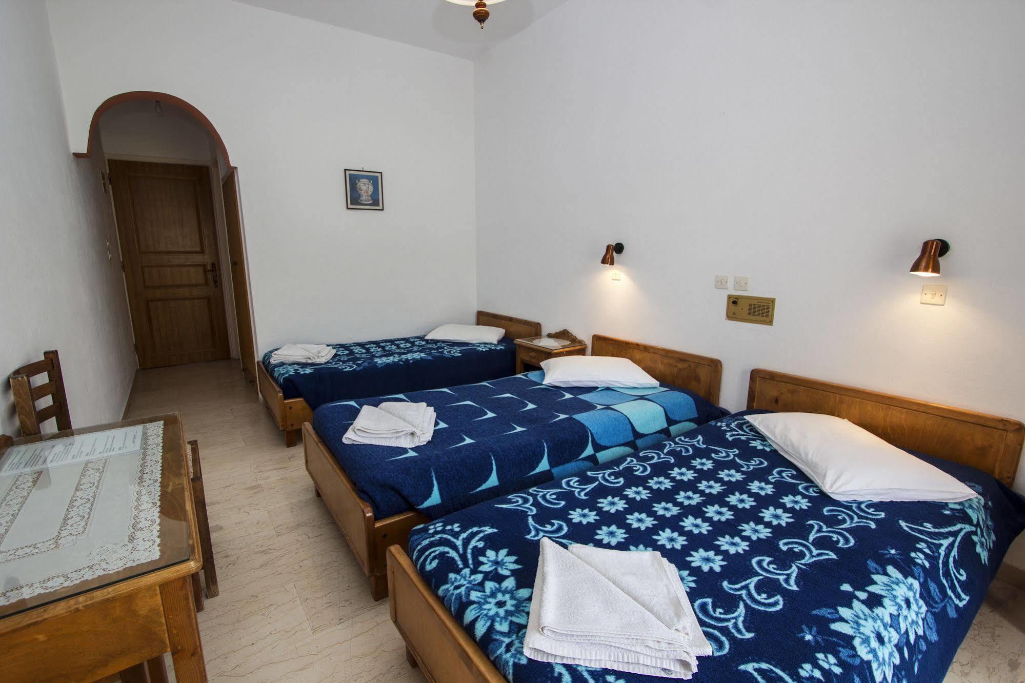 Hotel Adonis (Adults Only) Kamari  Exterior photo