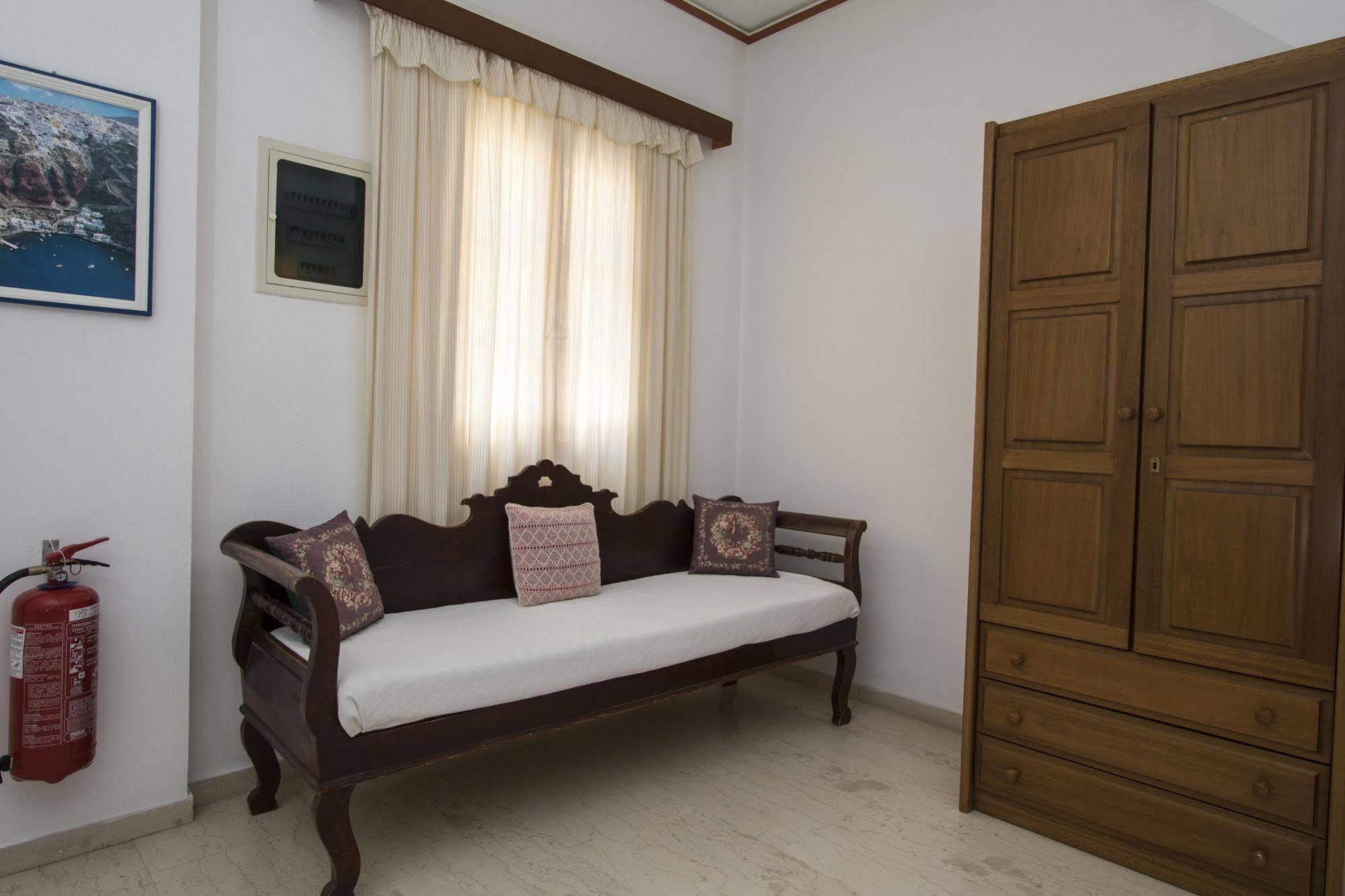 Hotel Adonis (Adults Only) Kamari  Exterior photo