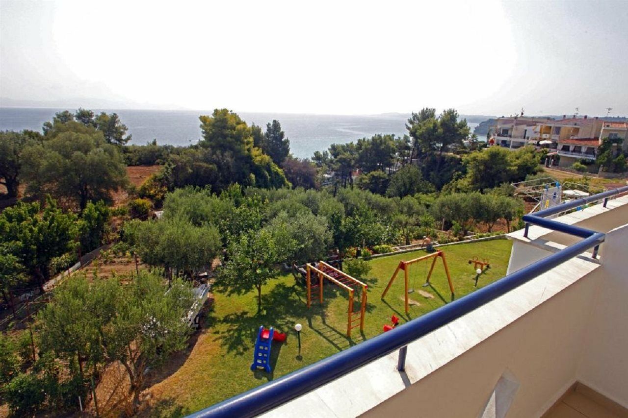 Hotel Adonis (Adults Only) Kamari  Exterior photo